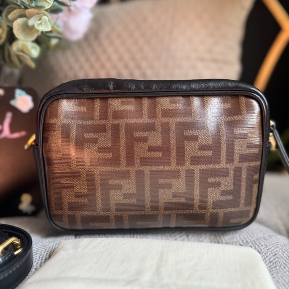 Fendi ROMA Camera bag *PRICE is FIRM* - Picture 13 of 17